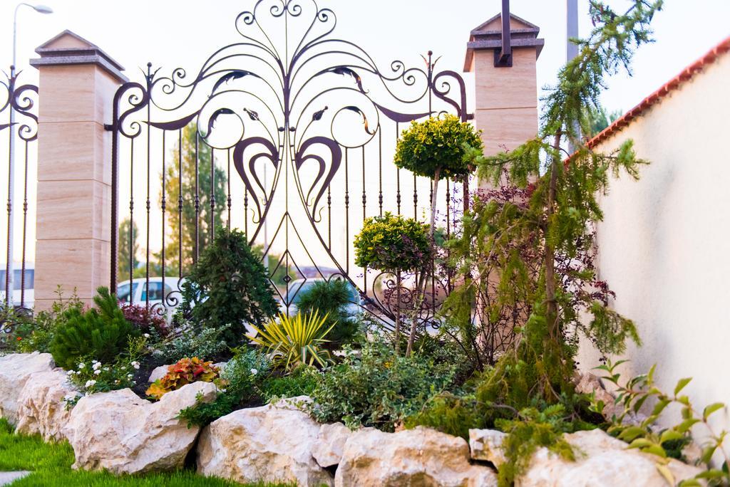 Bragadiru Hotel Giuliano מראה חיצוני תמונה