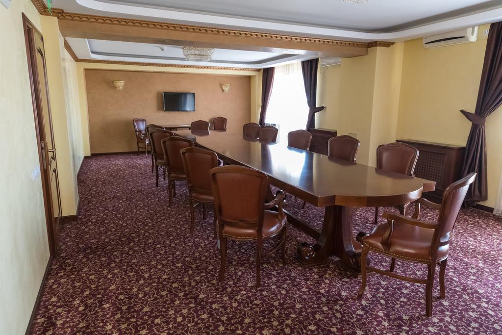 Bragadiru Hotel Giuliano מראה חיצוני תמונה