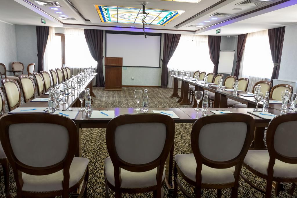 Bragadiru Hotel Giuliano מראה חיצוני תמונה