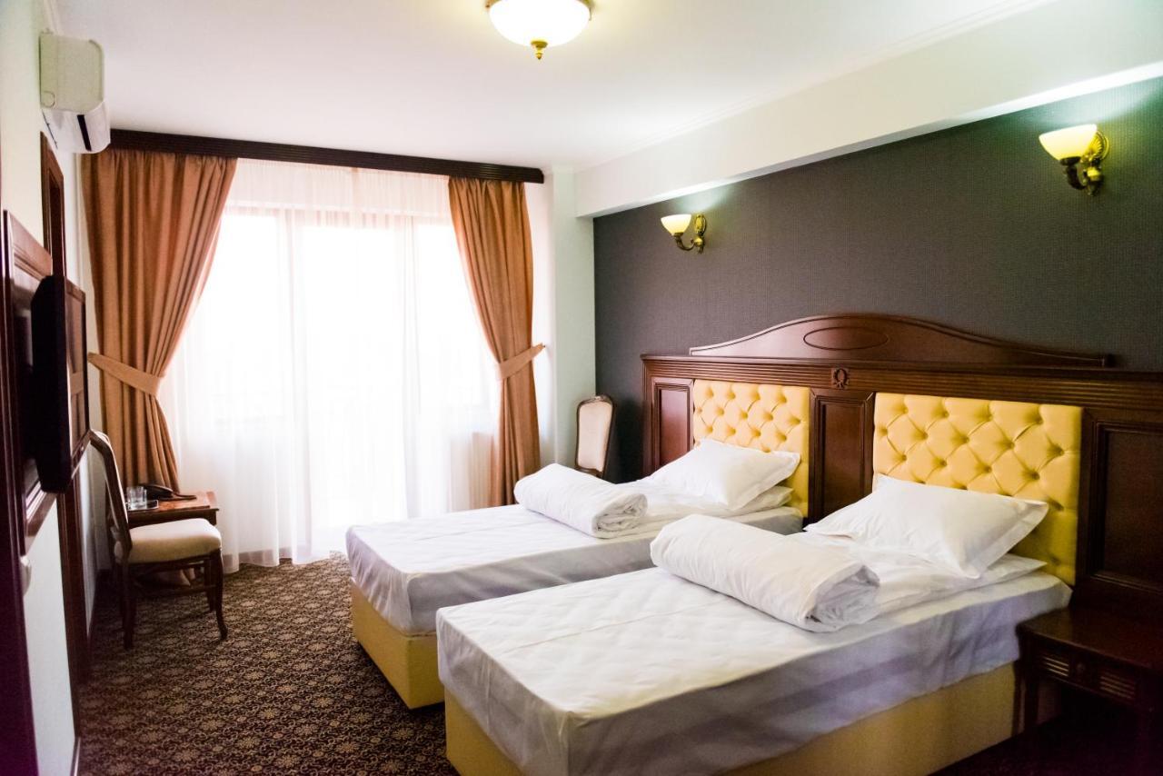 Bragadiru Hotel Giuliano חדר תמונה