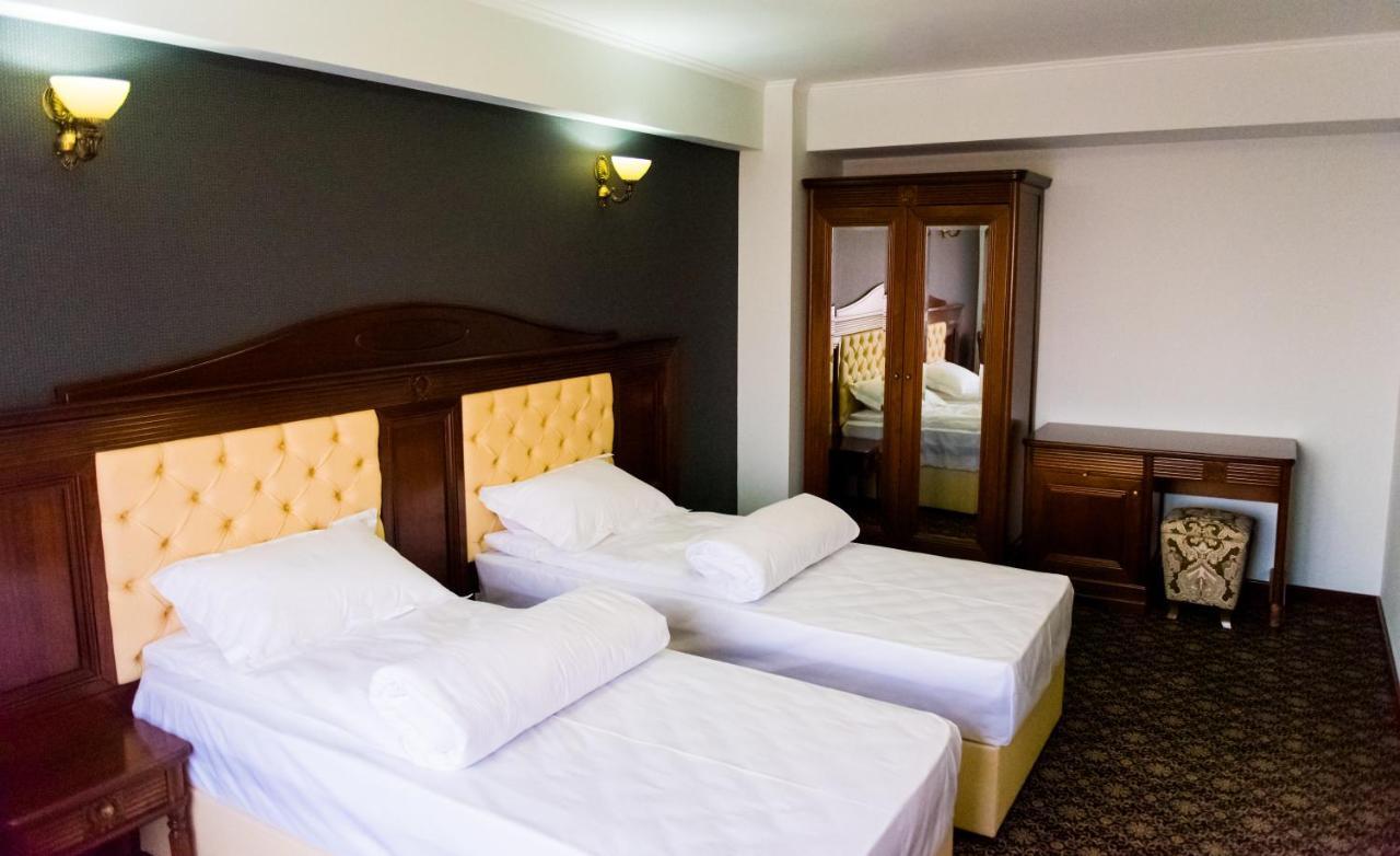 Bragadiru Hotel Giuliano חדר תמונה